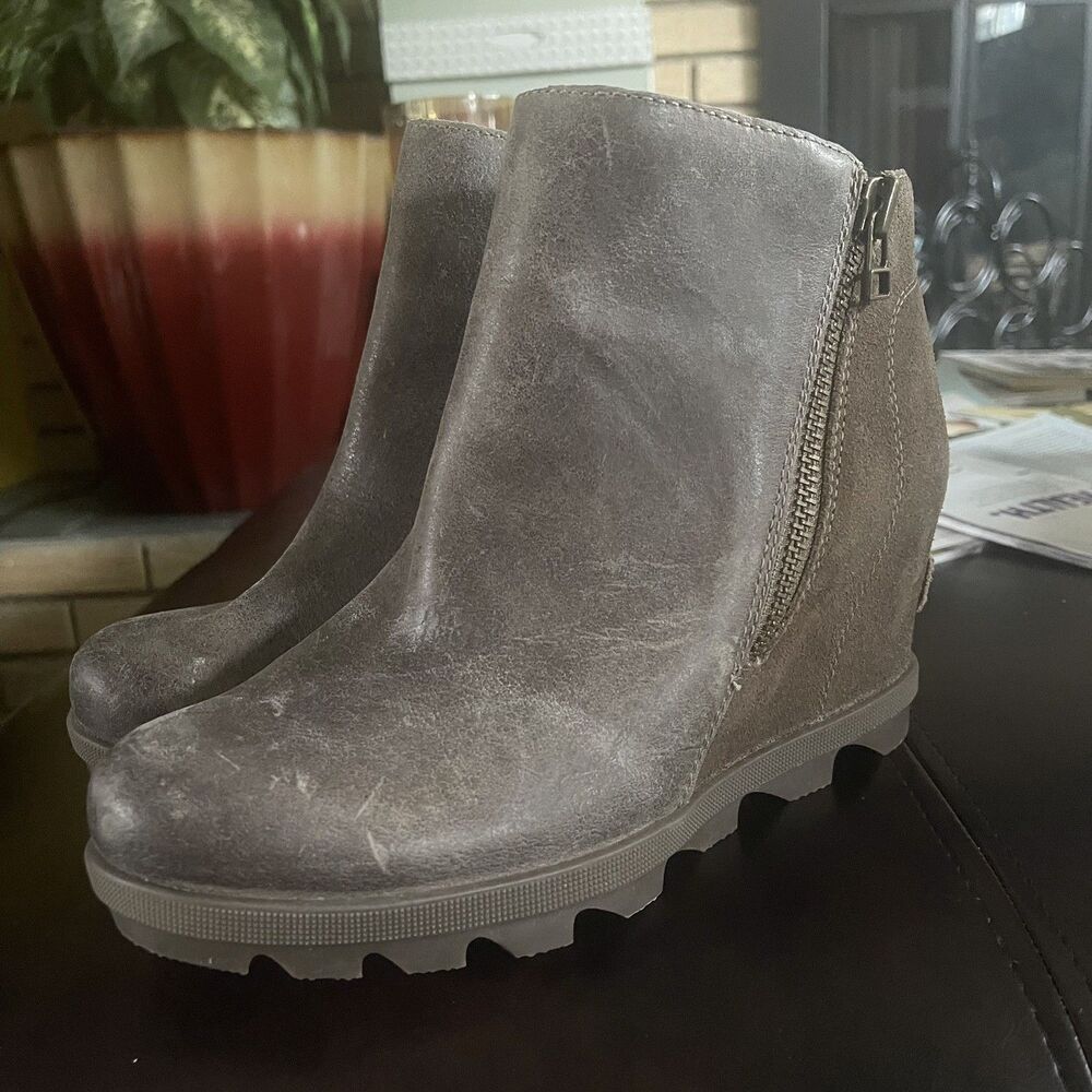 Sorel Boots Womens 7 Joan Of Arctic Zip Wedge Booties Shoes Brown Leather Heel